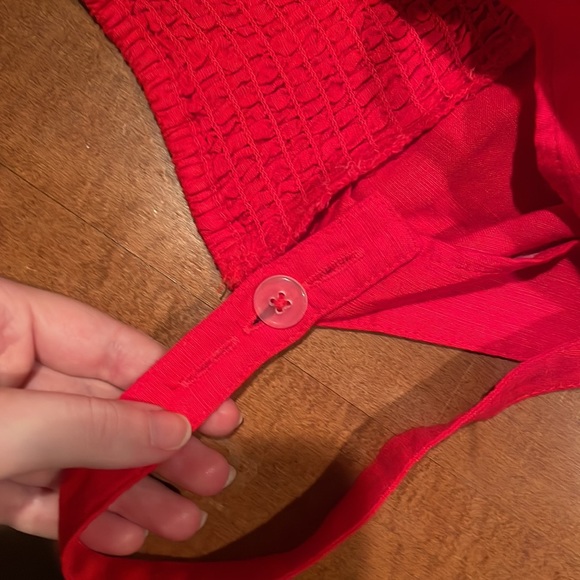 Red Cropped Tank Top - Picture 5 of 5